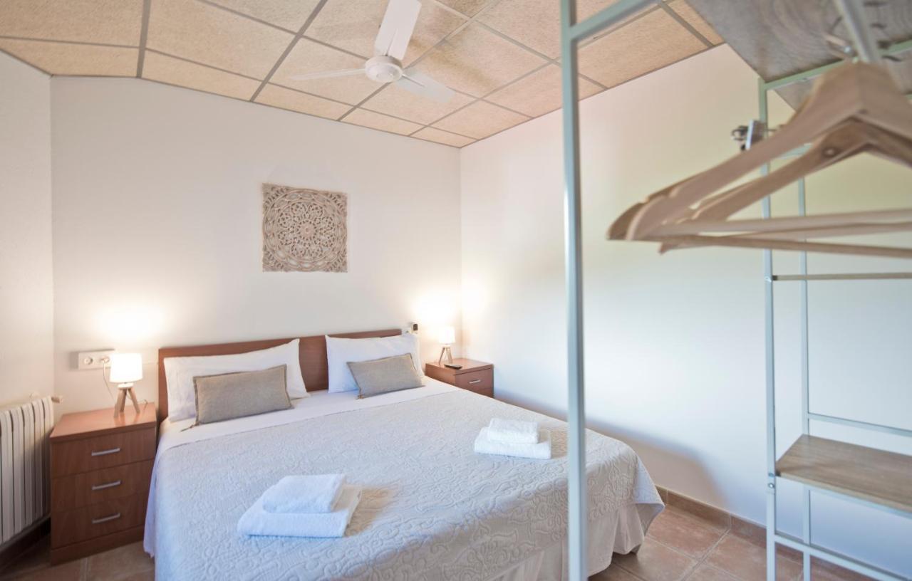 Hotel Santuari de la Mare de Déu de la Salut de Terrades Extérieur photo