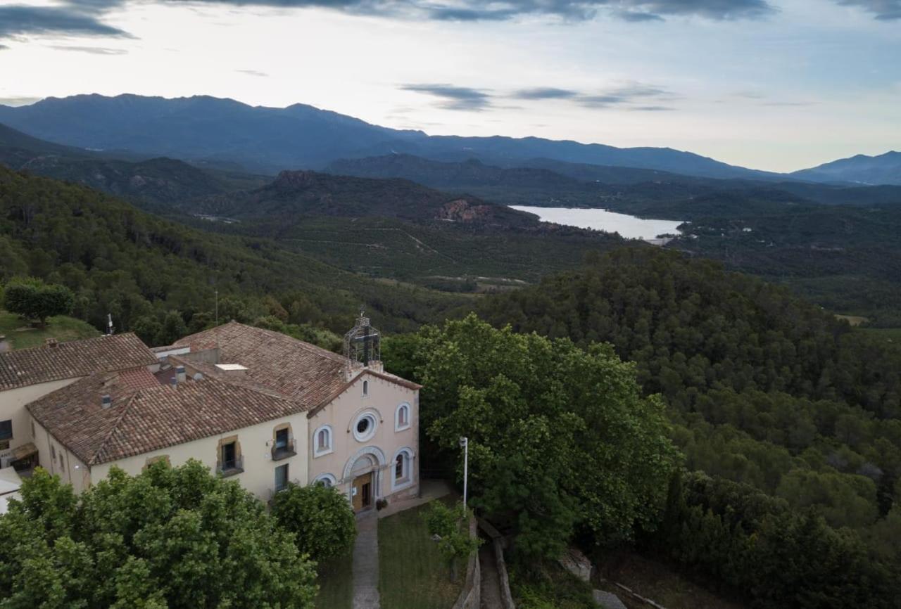 Hotel Santuari de la Mare de Déu de la Salut de Terrades Extérieur photo