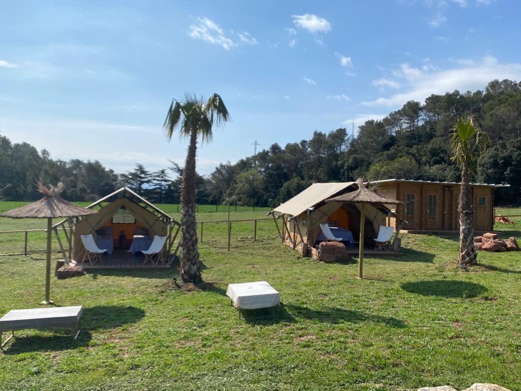 Hotel Santuari de la Mare de Déu de la Salut de Terrades Extérieur photo